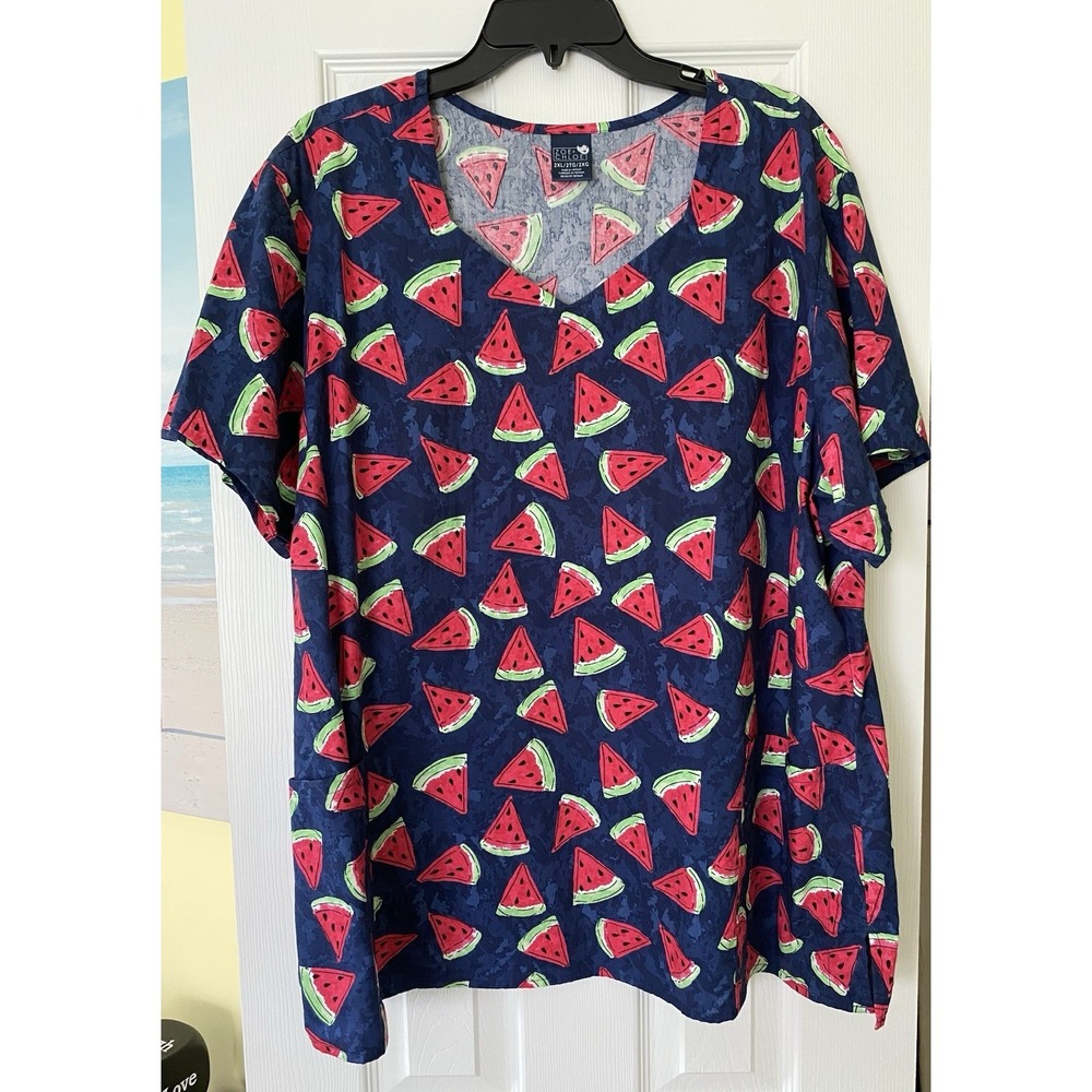 Zoe & Chloe Women's Short Sleeve Scrub Top 2XL